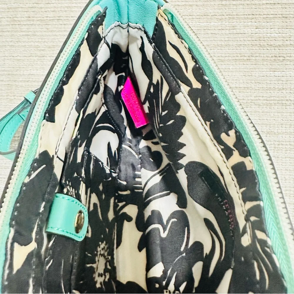 Trina Turk Teal Turquoise Scalloped Crossbody‎ Bag Gold Hardware Pre-owned